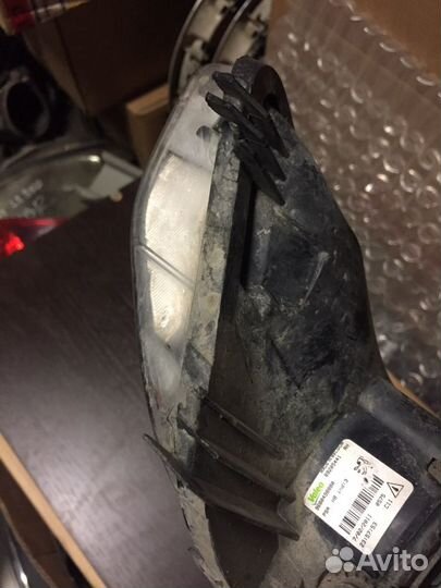 Противотуманка правая Пежо 308 /2007-2011г