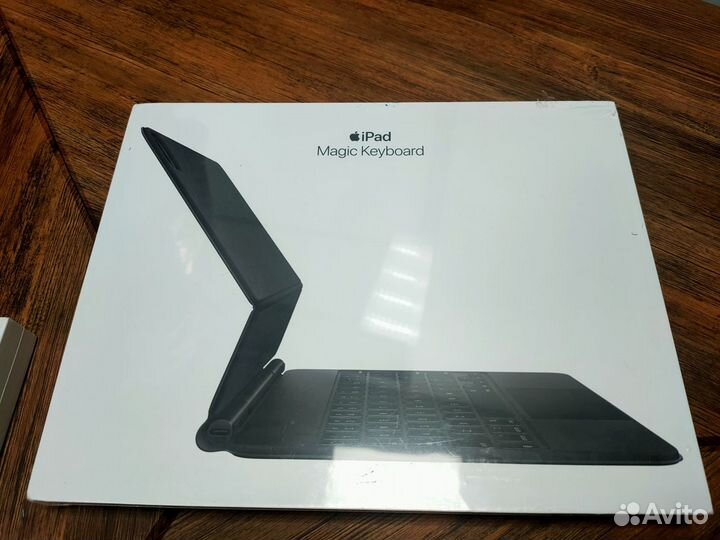 iPad Pro 11 (2022) 256 wifi+cell, Keyboard, Pencil