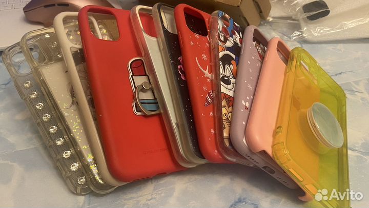 Чехлы на iPhone 11+защитные стекла