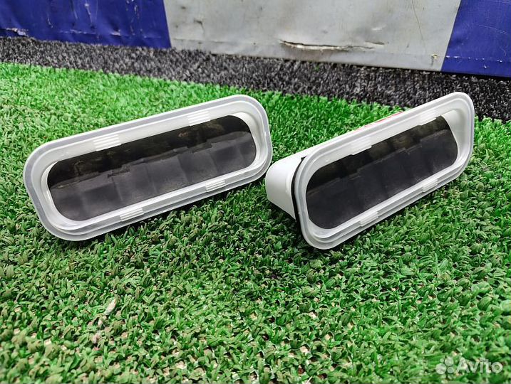 Вентиляционная решетка Toyota Land Cruiser Prado