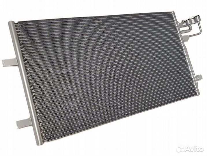 Радиатор кондиционера (новый) Focus 2 2005-2011г