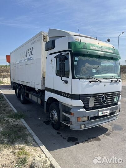 Контейнеровоз Mercedes-Benz Actros 2543L, 2000