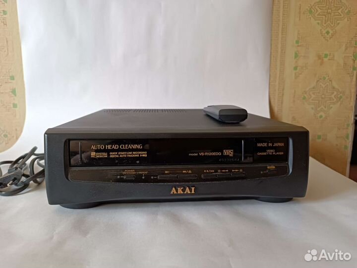 Видеоплеер пишущий Akai VS-R120EDG Япония