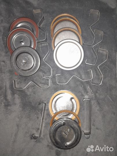 Крышки нержавейка СССР с зажимами + резинки к ним