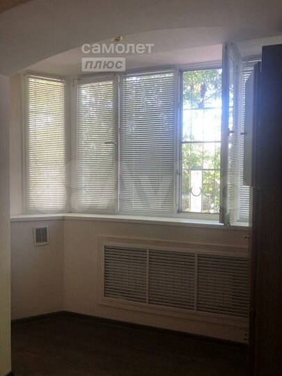 2-к. квартира, 69,6 м², 1/5 эт.