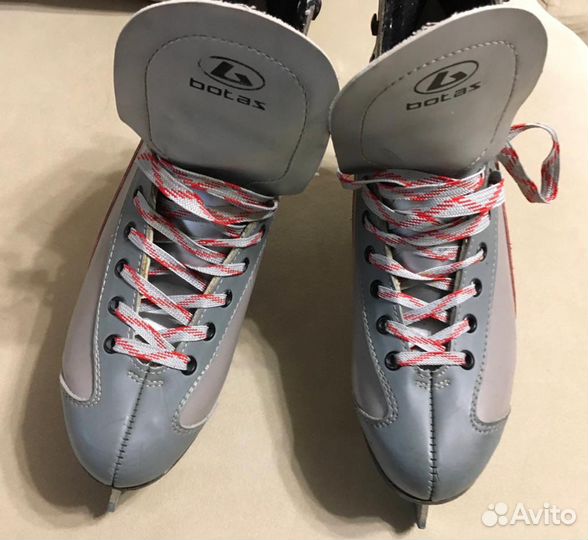 Коньки для фигурного катания женские Botas