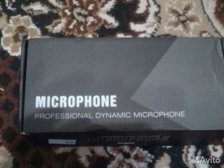 Микрофон динамический Shure SM57
