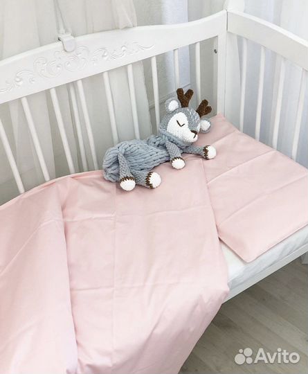 Бортики в детскую кроватку и пастельное белье