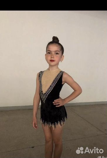 Купальник гимнастический для выступлений