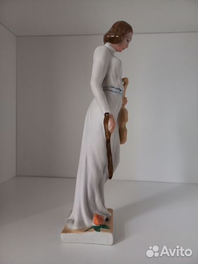 Статуэтка Скрипачка Артель Керамик