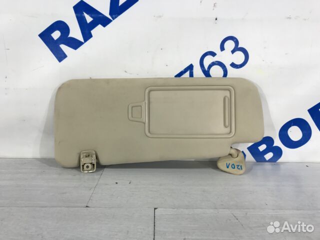 Козырек левый KIA quoris 3.8 ат