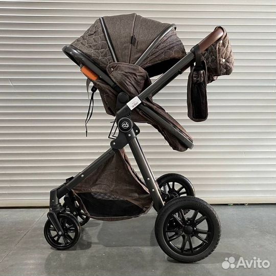 Коляска Luxmom V9 2в1