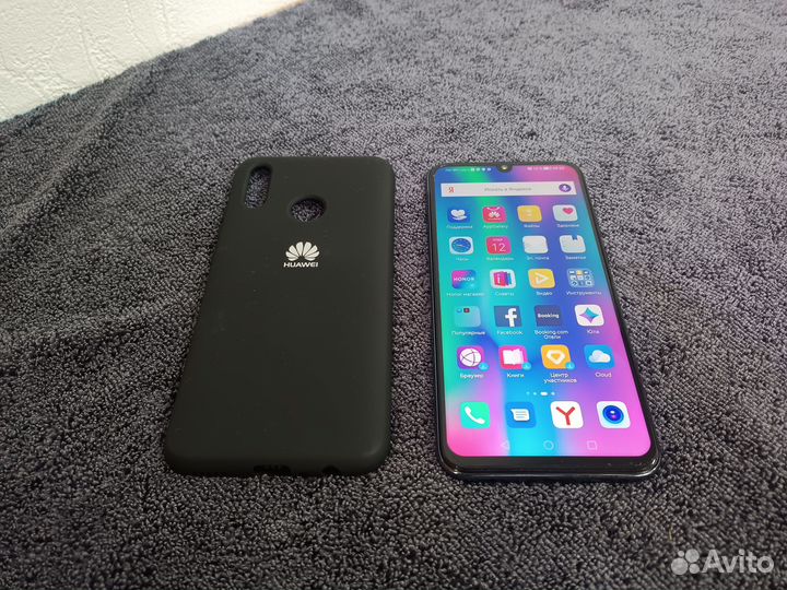 HONOR 10 Lite, 3/32 ГБ