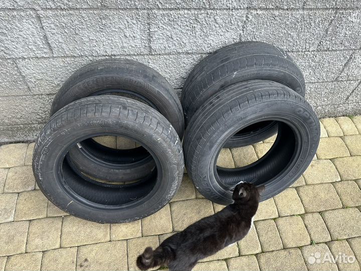 Goodyear EfficientGrip Performance 185/65 R15