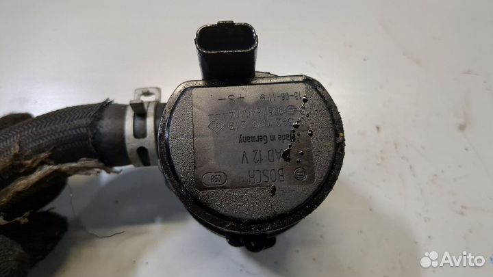 Насос водяной Opel Vivaro, 2015