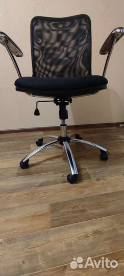 Компьютерное кресло бу