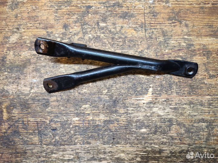 Xvs400 кронштейн выхлопной системы