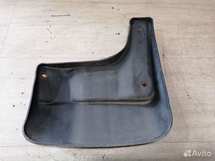 Брызговик передний левый правый Volkswagen Polo 5