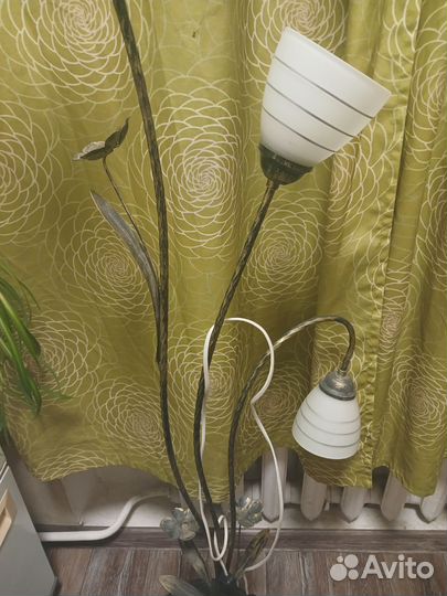 Торшер напольный