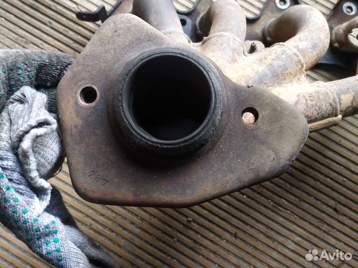 Колектор выпускной рено сценик2 меган2