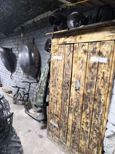 Гараж, > 30 м²