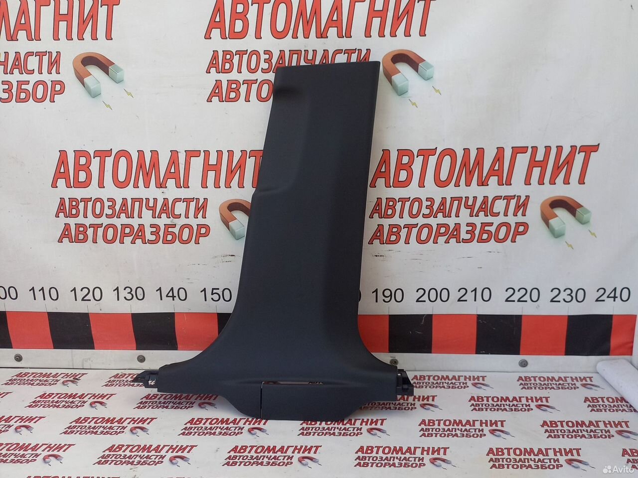 Обшивка центральной стойки правая Voyah Free