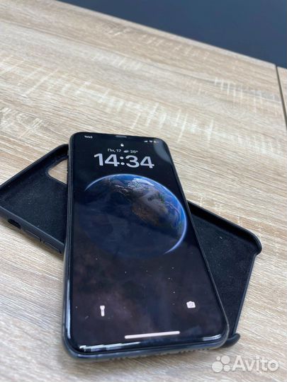 iPhone 11 pro max 64 gb