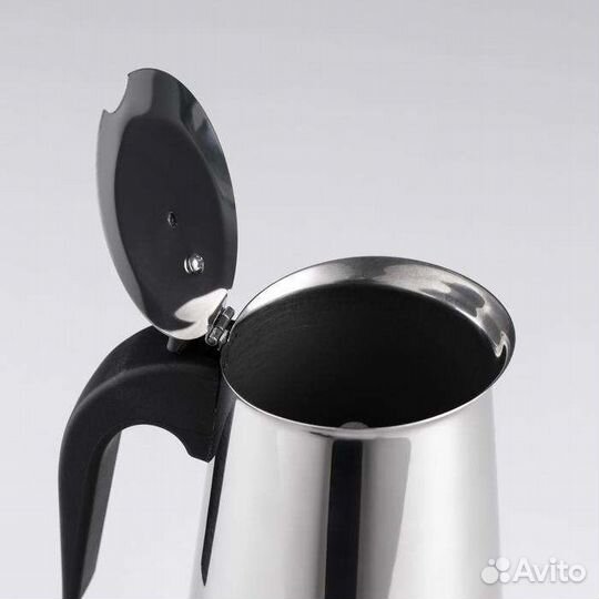 Гейзерная кофеварка новая 600 мл