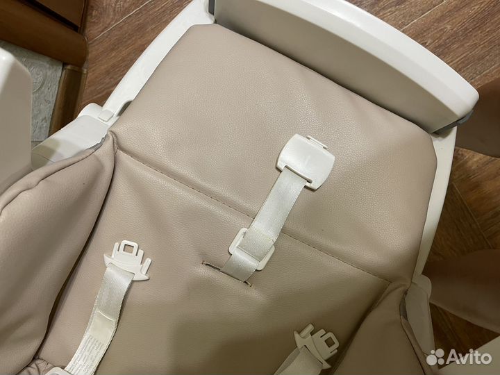 Стульчик для кормления bubago albert