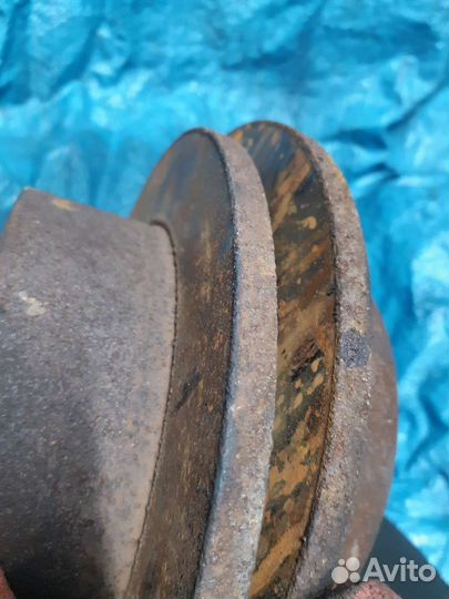 Диск тормозной задний Митсубиси. Контракт