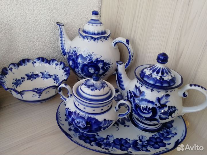 Фарфоровая посуда Гжель