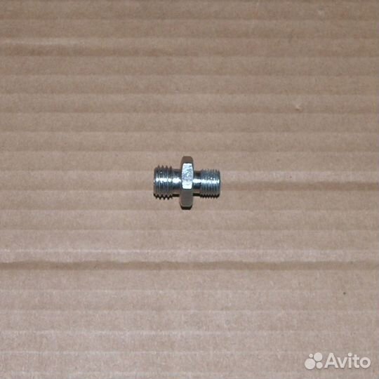 Штуцер М10*1,0*М12*1,5 ввертный трубка д.6 клапана