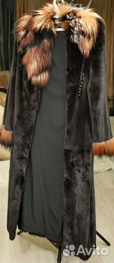 Шуба норка (блэк лама) новая