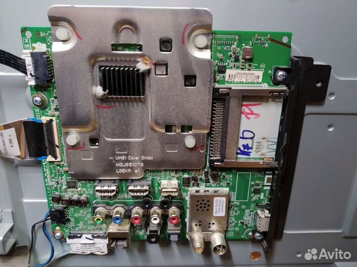 LG 43UH610V - в разбор