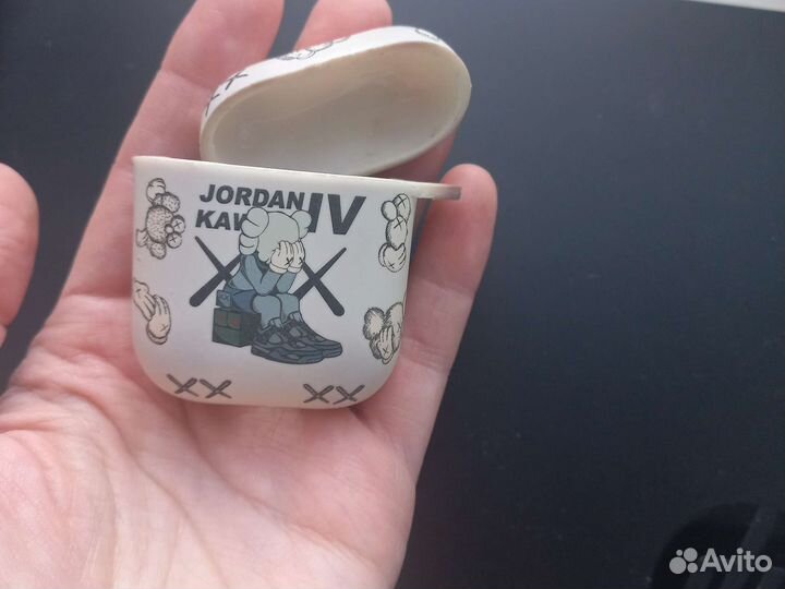 Чехол от airpods