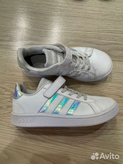 Кеды adidas для девочки