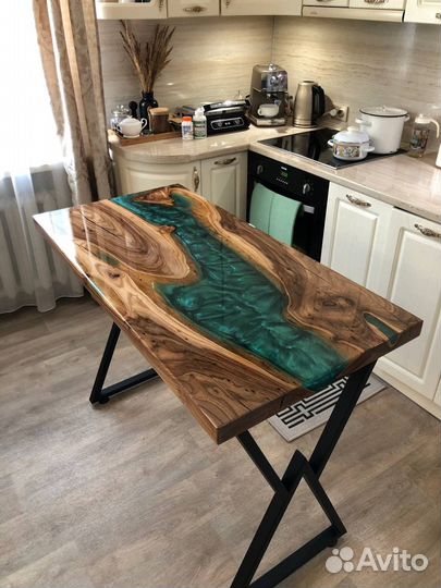 Столы из эпоксидной смолы