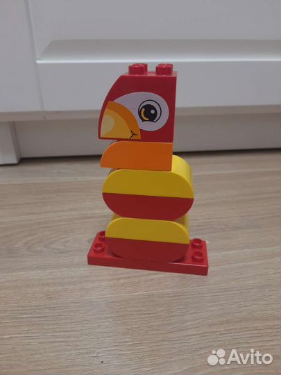 Попугай lego duplo
