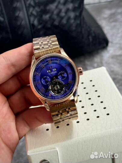 Наручные часы Omega