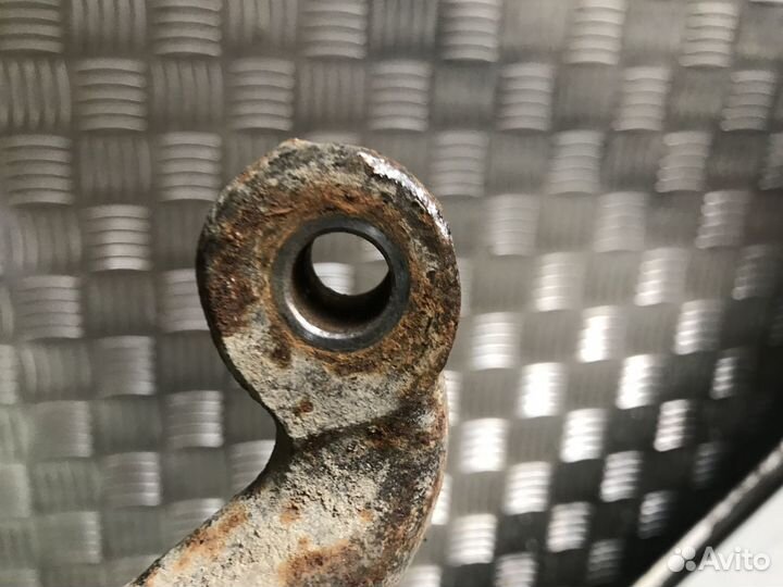 Кулак поворотный задний правый Ауди А4Б5 Audi A4B5