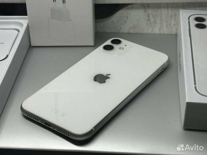 iPhone 11, 128 ГБ