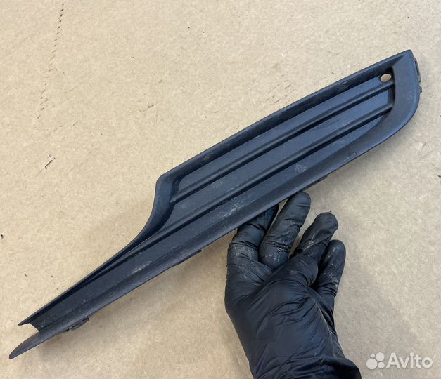 Накладка передняя левая бампера Фольцваген Гольф 7