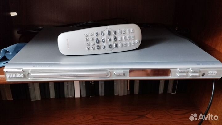 DVD плеер Philips dvp3011/51