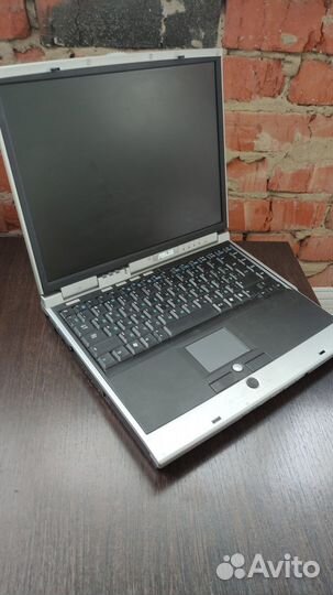 Ноутбук из 2000ых годов. Рабочий раритет
