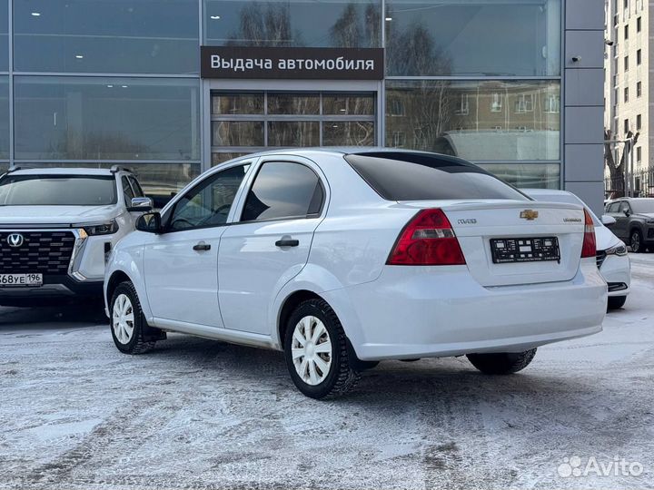 Chevrolet Aveo 1.2 МТ, 2011, 214 455 км