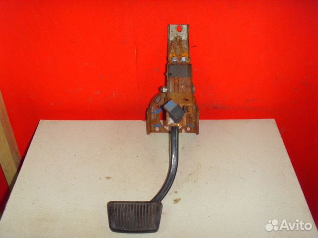 Педаль тормоза 328003X410 Hyundai i30 (GD)