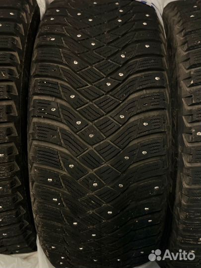 Goodyear UltraGrip Arctic 2 235/45 R18