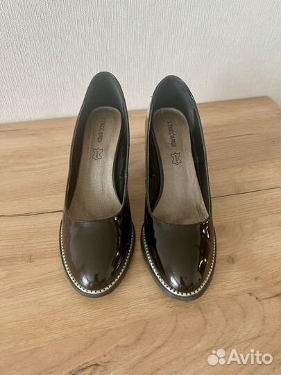 Туфли женские 40 размер лаковые