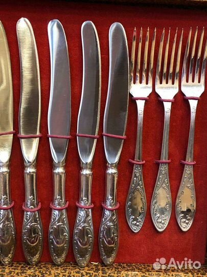 Набор столовых приборов мельхиор