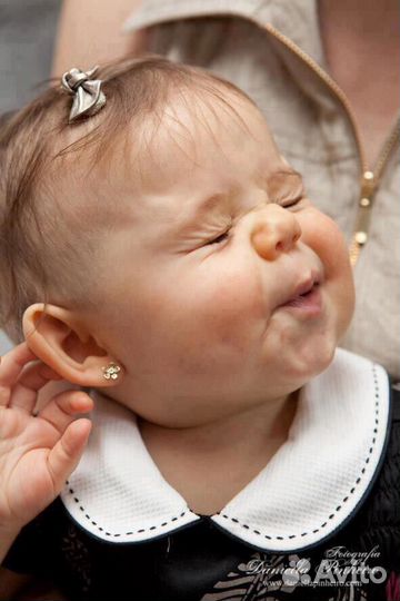 Прокол, пирсинг ушей, носа, пупка, брови